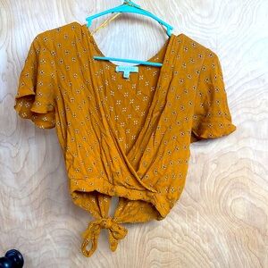Patrons of peace yellow crop top flowers